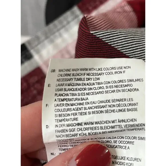 Vans men's black/red plaid button up long sleeve shirt, size M - Picture 5 of 9